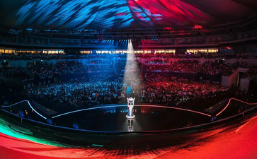 《》最终用户使用许可协议